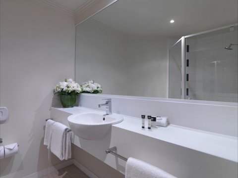 Travelodge Hotel Melbourne Southbank - Accommodation ACT 2