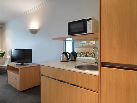 Travelodge Hotel Melbourne Southbank - Accommodation ACT 3
