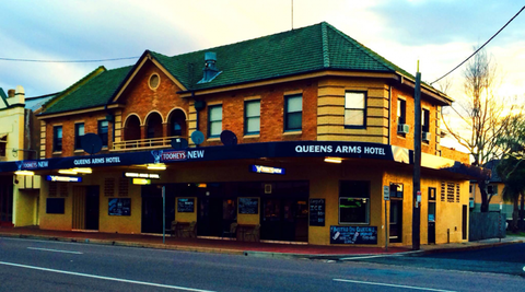 Queens Arms Hotel - Accommodation ACT 0