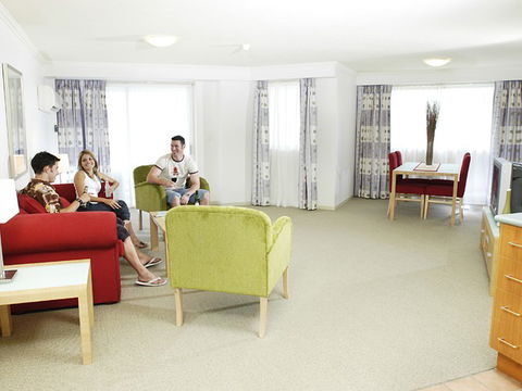 Australis Sovereign Hotel - Accommodation ACT 3