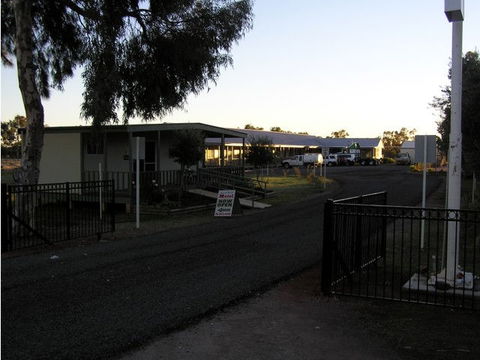 Back O' Bourke Accommodation - Accommodation ACT 1