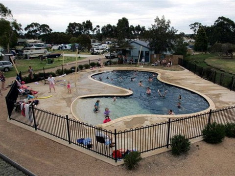BIG4 Bairnsdale Holiday Park - Accommodation ACT 2