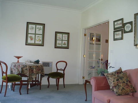 Birchwood Devonport Self Contained Self Catering Accommodation - Accommodation ACT 2