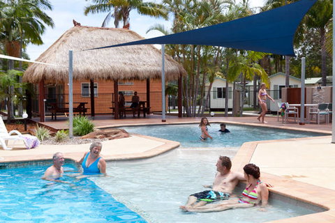 Blue Dolphin Holiday Resort - Accommodation ACT 2