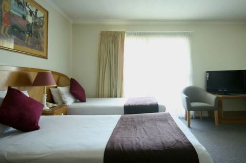 Cairns Sheridan Hotel - Accommodation ACT 2