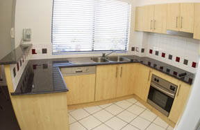 Catalina Resort - Accommodation ACT 2