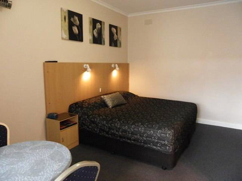 Clifton Motel - Accommodation ACT 3