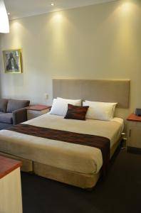 Prince Of Wales Motor Inn - Accommodation ACT 2