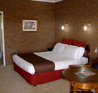 Commercial Golf Resort - Accommodation ACT
