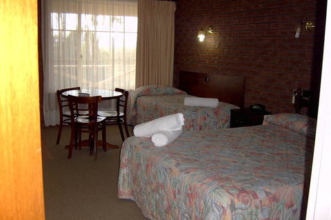 Commercial Golf Resort - Accommodation ACT 2