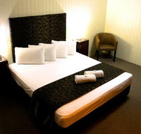 Country Plaza Motor Inn - Accommodation ACT