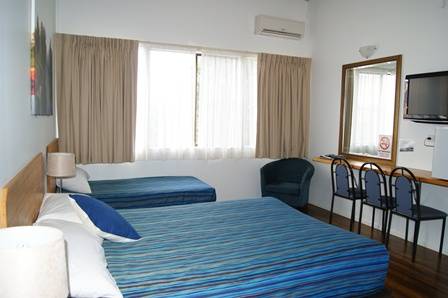 Diggers Tavern - Accommodation ACT 0