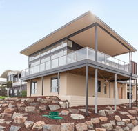 Neighbour Avenue - Accommodation ACT