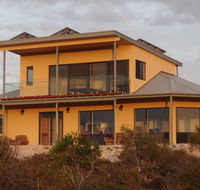 Dolphin Holiday House - Accommodation ACT