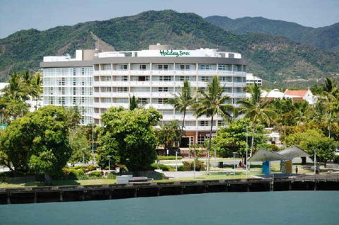 Double Tree - Accommodation ACT 1