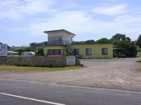 Dutton Way Caravan Park - Accommodation ACT 0