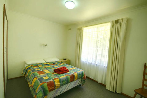Eastern Beach Holiday Units - Accommodation ACT 4