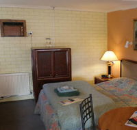Estelle Kramer Motor Inn - Accommodation ACT