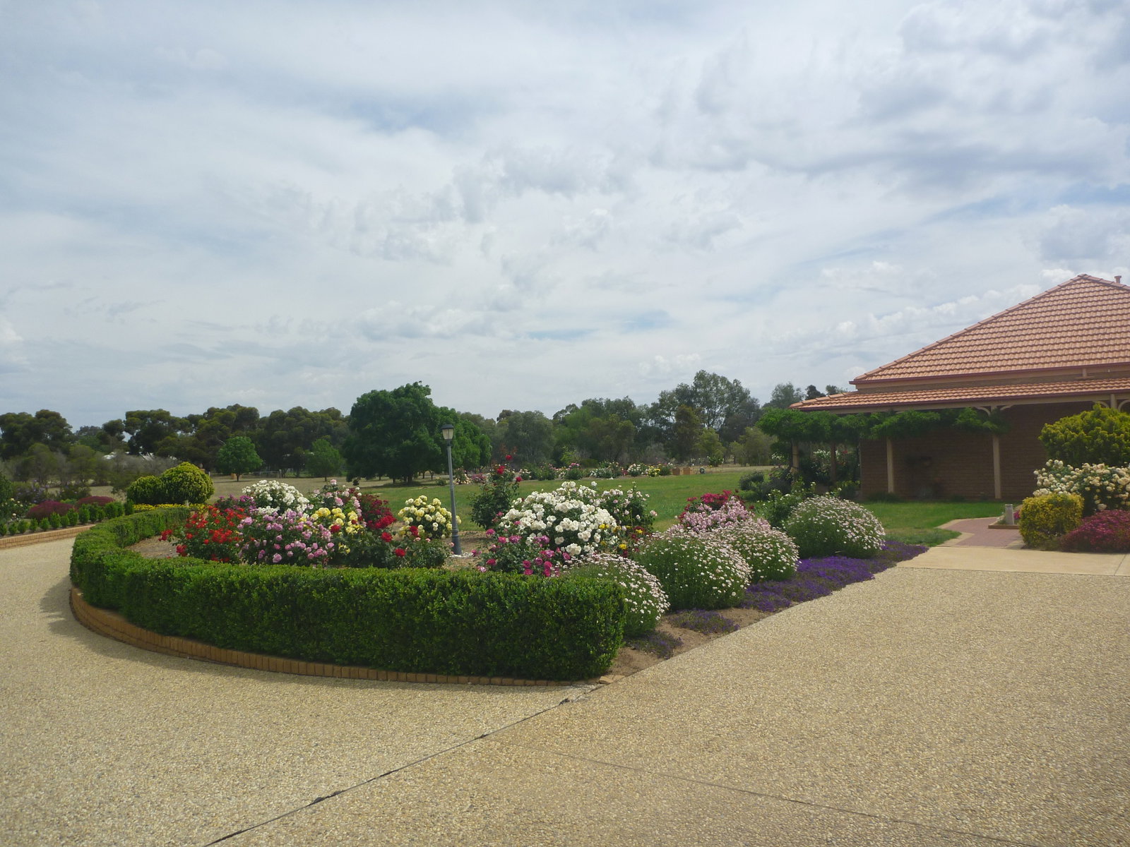 Jerilderie NSW Accommodation ACT