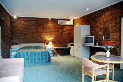 Fountain Court Motor Inn - Accommodation ACT 1