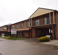 Holbrook Town Centre Motor Inn - Accommodation ACT