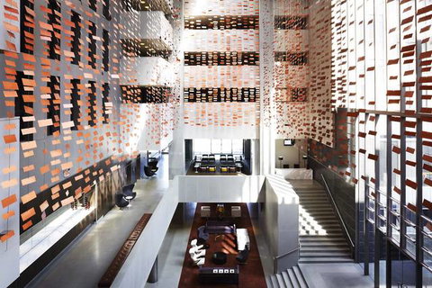 Hotel Realm - Accommodation ACT 2
