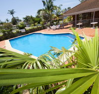Island Palms Motor Inn - Accommodation ACT