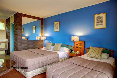 Matador Motor Inn - Accommodation ACT 6