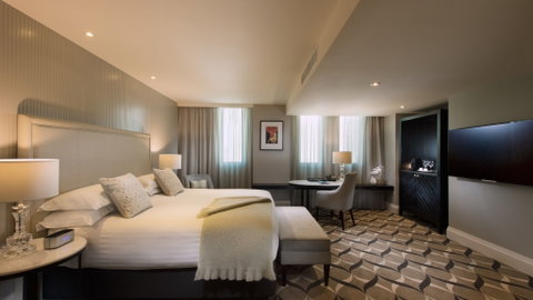 Mayfair Hotel - Accommodation ACT 6