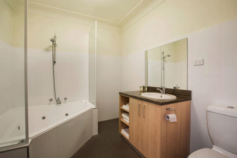 Ocean Beach Hotel - Accommodation ACT 46