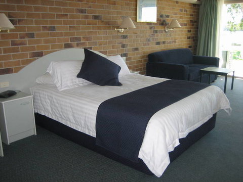 Moby Dick Waterfront Motel - Accommodation ACT 2