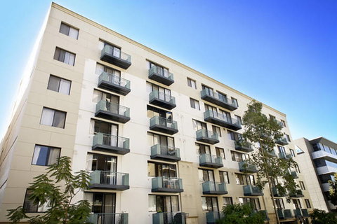 Mont Clare Boutique Apartments - Accommodation ACT 6