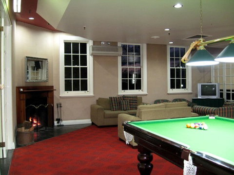 Monte Pio Motor Inn - Accommodation ACT 1