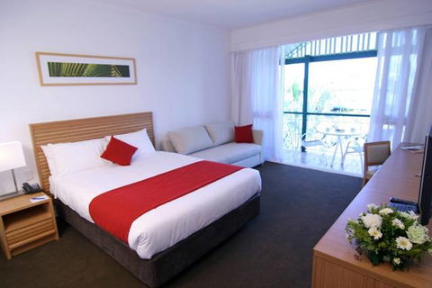 Novotel Twin Waters Resort Sunshine Coast - Accommodation ACT 9