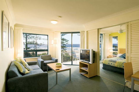 Oaks Calypso Plaza - Accommodation ACT 4