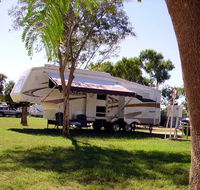 Outback Oasis Caravan Park - Accommodation ACT
