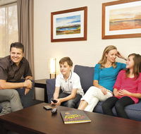 Oxley Court Serviced Apartments - Accommodation ACT