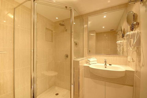 Pacific Surf Absolute Beachfront Apartments - Accommodation ACT 4