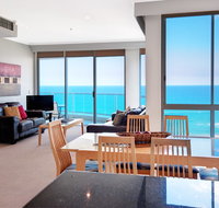Pacific Views Resort - Main Beach - Accommodation ACT