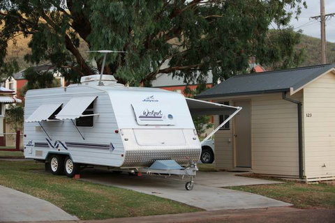 Paradise Tourist Park - Accommodation ACT 3