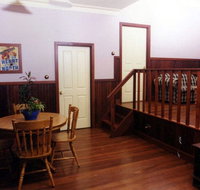 Pemberton Old Picture Theatre Holiday Apts - Accommodation ACT