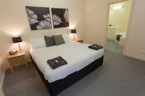 Port Lincoln Foreshore Apartments - Accommodation ACT 2