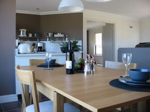 Portside Links - Accommodation ACT 0