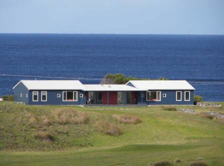 Portside Links - Accommodation ACT 2