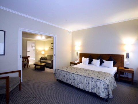 Quality Hotel Batman's Hill On Collins - Accommodation ACT 2