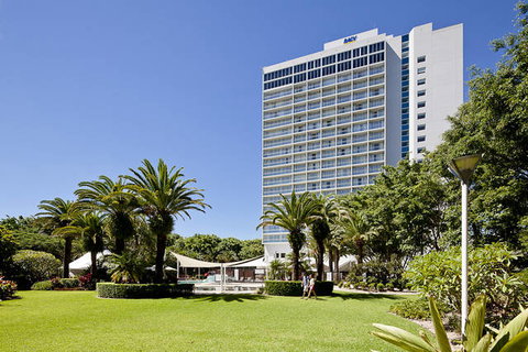 RACV Royal Pines Resort - Accommodation ACT 5