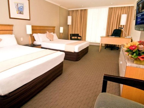 Radisson Hotel & Suites Sydney - Accommodation ACT 1