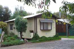 Riverside Host Farm - Accommodation ACT 0