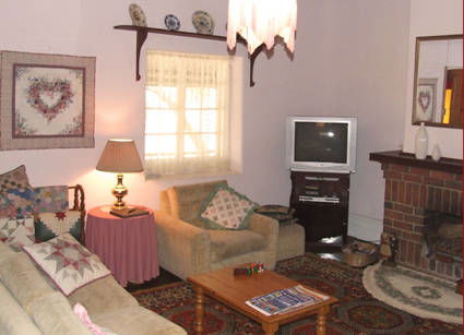 Rock Of Ages Cottage B&B - Accommodation ACT 1