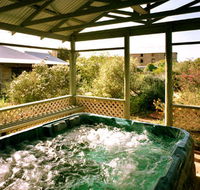 Rock of Ages Cottage BB - Accommodation ACT